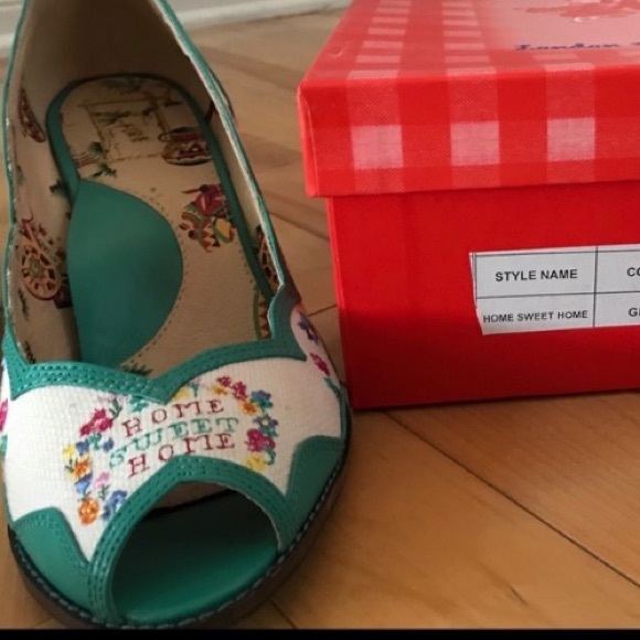 Home Sweet Home Heels Size 39 - Picture 6 of 8